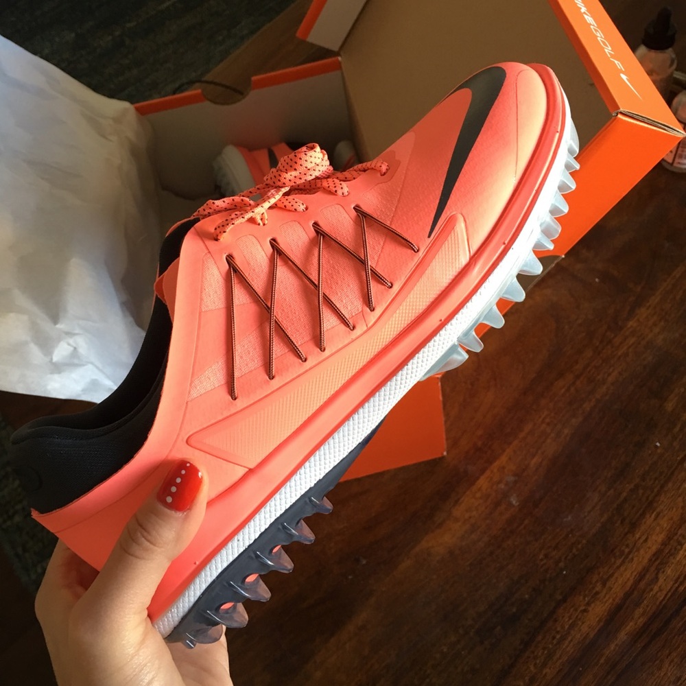 brand new pink Nike women's lunar pro golf shoes